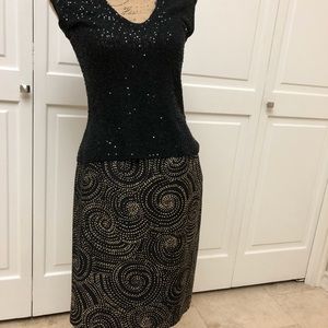 NWOT Silk/wool black and gold swirl skirt